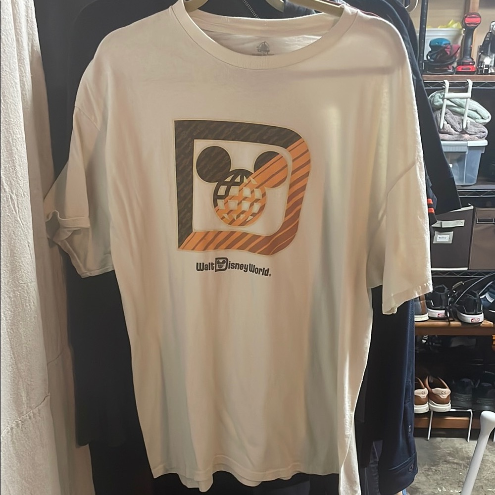 Walt Disney World Graphic T-Shirt